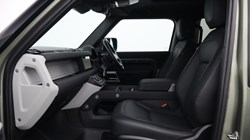 2023 (23) LAND ROVER DEFENDER 3.0 D250 X-Dynamic SE 90 3dr Auto 5919060