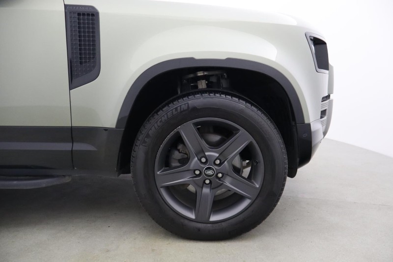 2023 (23) LAND ROVER DEFENDER 3.0 D250 X-Dynamic SE 90 3dr Auto 5919065