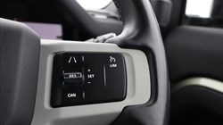 2023 (23) LAND ROVER DEFENDER 3.0 D250 X-Dynamic SE 90 3dr Auto 5919084