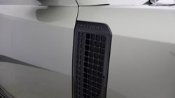 2023 (23) LAND ROVER DEFENDER 3.0 D250 X-Dynamic SE 90 3dr Auto 5919063