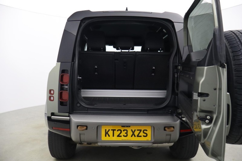 2023 (23) LAND ROVER DEFENDER 3.0 D250 X-Dynamic SE 90 3dr Auto 5919056