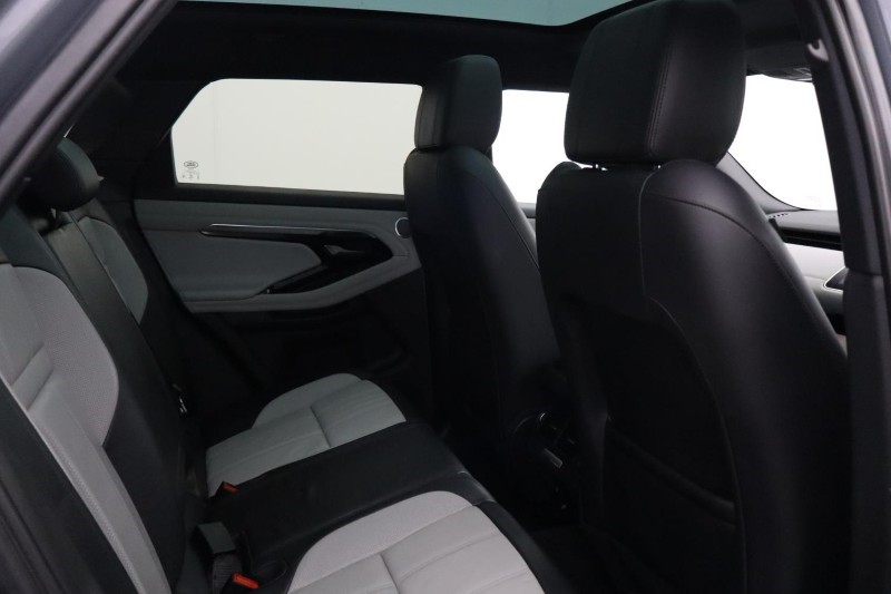 2019 (19) LAND ROVER RANGE ROVER EVOQUE 2.0 D180 First Edition 5dr Auto 5971463