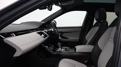 2019 (19) LAND ROVER RANGE ROVER EVOQUE 2.0 D180 First Edition 5dr Auto 5971457