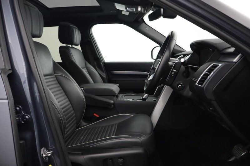 2023 (73) LAND ROVER DISCOVERY 3.0 D300 Dynamic HSE 5dr Auto 5943851