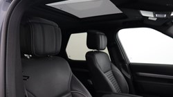 2023 (73) LAND ROVER DISCOVERY 3.0 D300 Dynamic HSE 5dr Auto 5943853