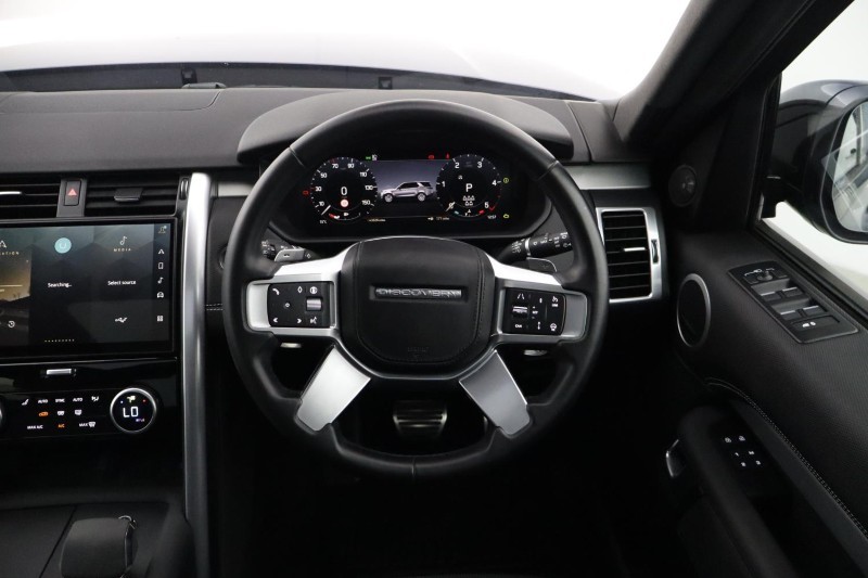 2023 (73) LAND ROVER DISCOVERY 3.0 D300 Dynamic HSE 5dr Auto 5943847