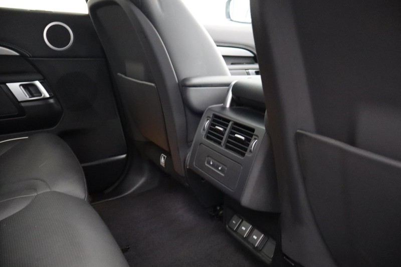 2023 (73) LAND ROVER DISCOVERY 3.0 D300 Dynamic HSE 5dr Auto 5943834