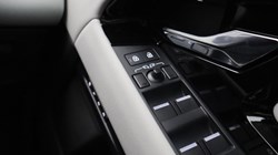 2024 (73) LAND ROVER RANGE ROVER EVOQUE 2.0 P250 Dynamic SE 5dr Auto 5949800