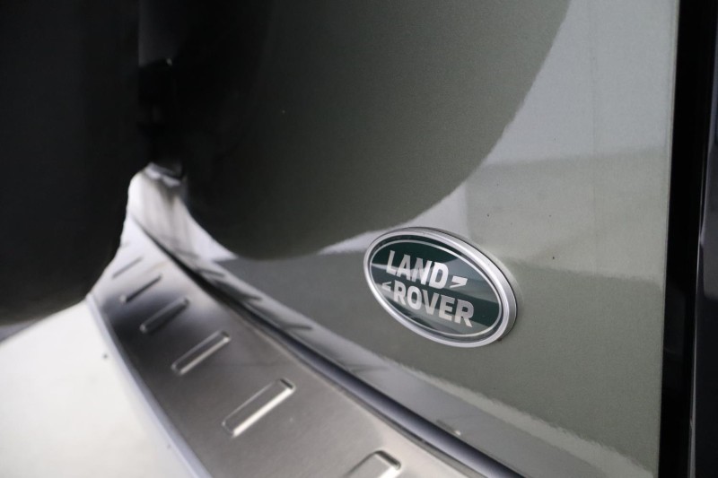 2022 (72) LAND ROVER DEFENDER 3.0 D250 HSE 110 5dr Auto 5943583