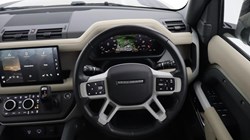 2022 (72) LAND ROVER DEFENDER 3.0 D250 HSE 110 5dr Auto 5943603