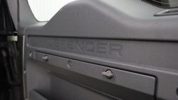 2022 (72) LAND ROVER DEFENDER 3.0 D250 HSE 110 5dr Auto 5943587