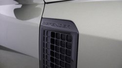 2022 (72) LAND ROVER DEFENDER 3.0 D250 HSE 110 5dr Auto 5943597