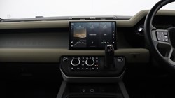 2022 (72) LAND ROVER DEFENDER 3.0 D250 HSE 110 5dr Auto 5943601
