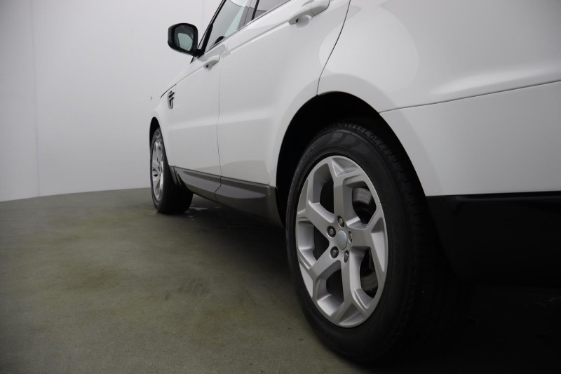 2021 (71) LAND ROVER RANGE ROVER SPORT 3.0 D250 HSE 5dr Auto 5945806