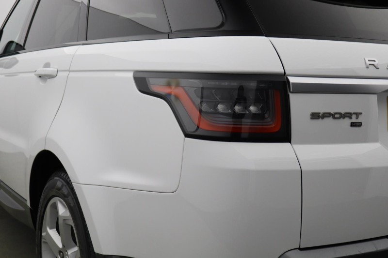 2021 (71) LAND ROVER RANGE ROVER SPORT 3.0 D250 HSE 5dr Auto 5945805
