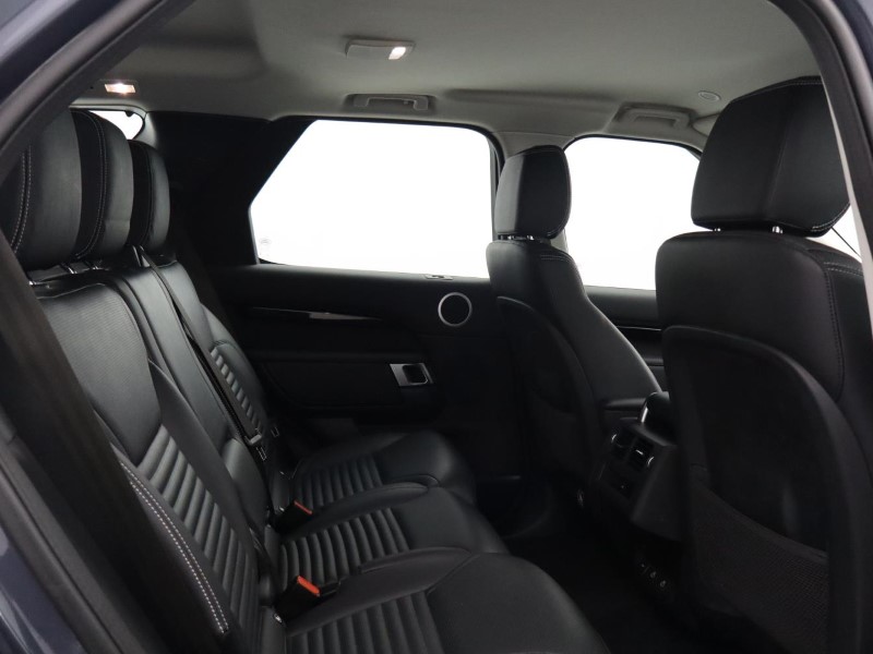 2024 (73) LAND ROVER DISCOVERY 3.0 D300 S 5dr Auto 5964605