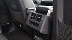 2024 (73) LAND ROVER DISCOVERY 3.0 D300 S 5dr Auto 5964606