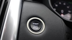 2024 (73) LAND ROVER DISCOVERY 3.0 D300 S 5dr Auto 5964649