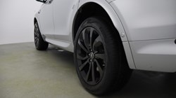2021 (70) LAND ROVER DISCOVERY SPORT 2.0 D200 R-Dynamic HSE 5dr Auto 5973930