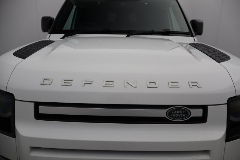 2023 (73) LAND ROVER COMMERCIAL DEFENDER 3.0 D250 Hard Top SE Auto [3 Seat] 5964484