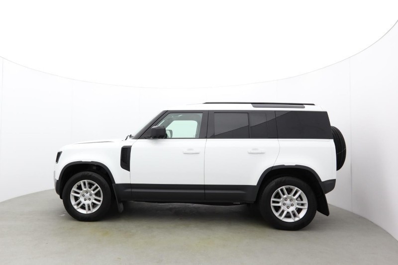 2023 (73) LAND ROVER COMMERCIAL DEFENDER 3.0 D250 Hard Top SE Auto [3 Seat] 5964460