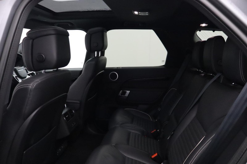 2023 (23) LAND ROVER DISCOVERY 3.0 D300 R-Dynamic HSE 5dr Auto 5962198