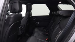 2023 (23) LAND ROVER DISCOVERY 3.0 D300 R-Dynamic HSE 5dr Auto 5962197
