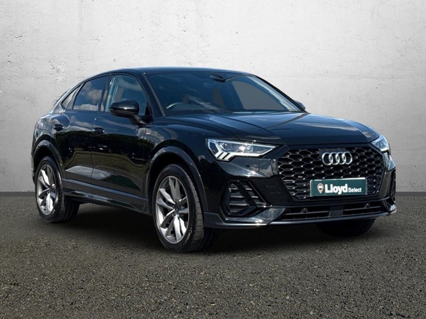 2023 (23) AUDI Q3 35 TFSI Black Edition 5dr S Tronic