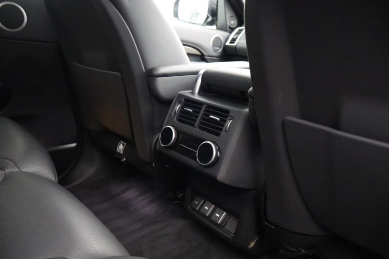 2023 (72) LAND ROVER DISCOVERY 3.0 D300 Metropolitan Edition 5dr Auto 5991189