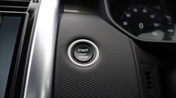 2023 (72) LAND ROVER DISCOVERY 3.0 D300 Metropolitan Edition 5dr Auto 5991232