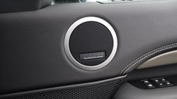 2023 (72) LAND ROVER DISCOVERY 3.0 D300 Metropolitan Edition 5dr Auto 5991243