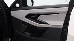 2022 (22) LAND ROVER RANGE ROVER EVOQUE 1.5 P300e Autobiography 5dr Auto 5976686