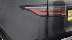 2023 (23) LAND ROVER DISCOVERY 3.0 D300 R-Dynamic HSE 5dr Auto 5977740