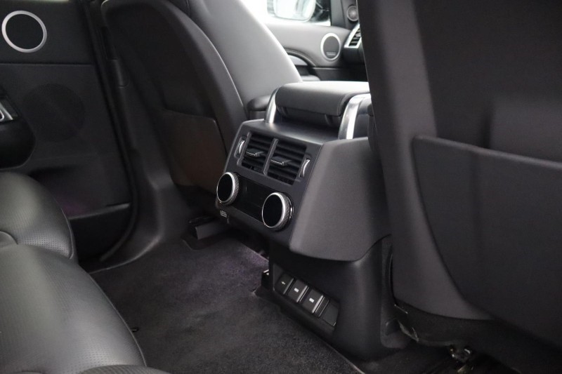 2023 (23) LAND ROVER DISCOVERY 3.0 D300 R-Dynamic HSE 5dr Auto 5977761