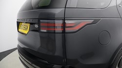 2023 (23) LAND ROVER DISCOVERY 3.0 D300 R-Dynamic HSE 5dr Auto 5977738