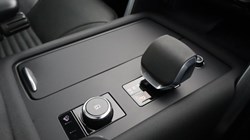 2023 (23) LAND ROVER DISCOVERY 3.0 D300 R-Dynamic HSE 5dr Auto 5977790