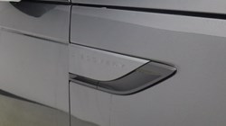 2023 (23) LAND ROVER DISCOVERY 3.0 D300 R-Dynamic HSE 5dr Auto 5977762