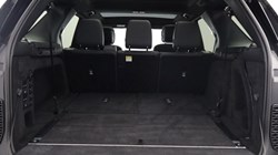 2023 (23) LAND ROVER DISCOVERY 3.0 D300 R-Dynamic HSE 5dr Auto 5977745