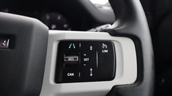2024 (74) LAND ROVER DEFENDER 3.0 D250 X-Dynamic SE 90 3dr Auto 5977130