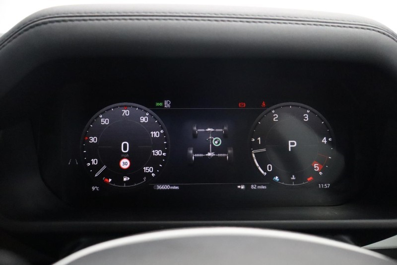 2024 (74) LAND ROVER DEFENDER 3.0 D250 X-Dynamic SE 90 3dr Auto 5977128