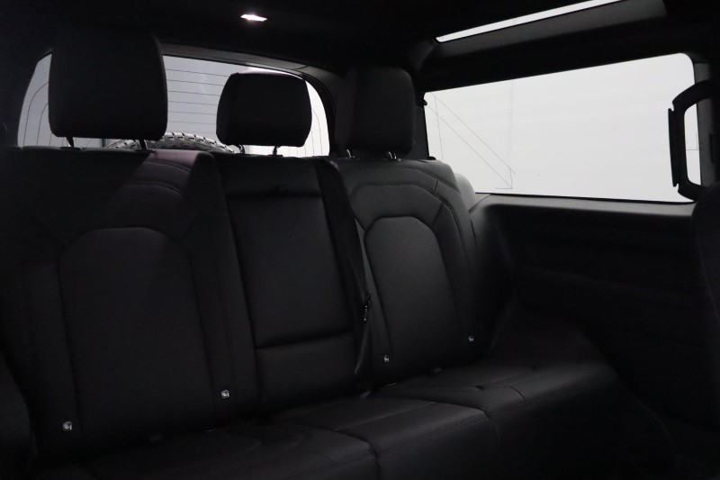2024 (74) LAND ROVER DEFENDER 3.0 D250 X-Dynamic SE 90 3dr Auto 5977109