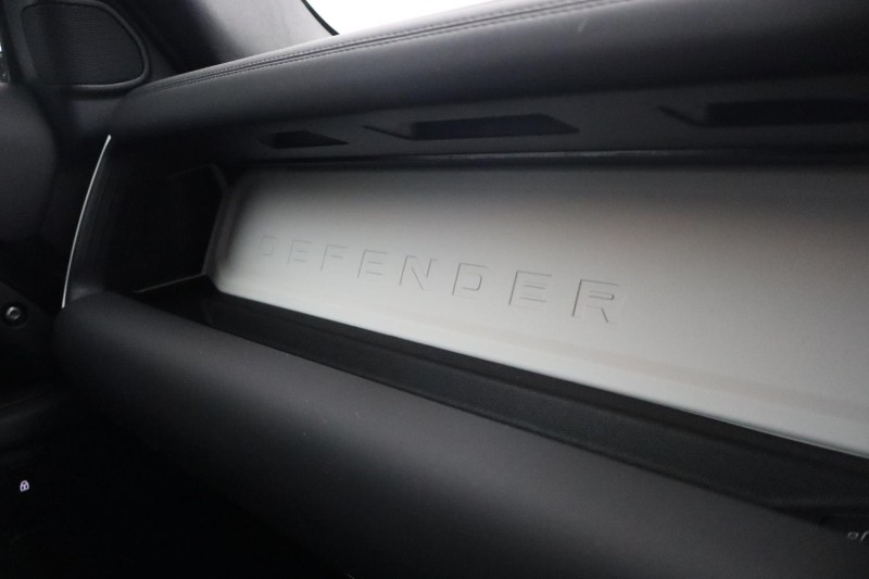 2024 (74) LAND ROVER DEFENDER 3.0 D250 X-Dynamic SE 90 3dr Auto 5977140