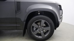 2024 (74) LAND ROVER DEFENDER 3.0 D250 X-Dynamic SE 90 3dr Auto 5977101