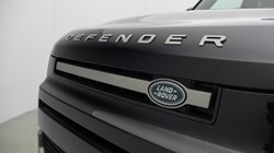 2024 (74) LAND ROVER DEFENDER 3.0 D250 X-Dynamic SE 90 3dr Auto 5977103