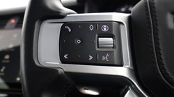 2024 (24) LAND ROVER DISCOVERY 3.0 D300 Dynamic HSE 5dr Auto 5980759