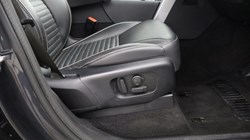 2024 (24) LAND ROVER DISCOVERY 3.0 D300 Dynamic HSE 5dr Auto 5980753