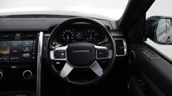 2024 (24) LAND ROVER DISCOVERY 3.0 D300 Dynamic HSE 5dr Auto 5980745