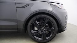 2024 (24) LAND ROVER DISCOVERY 3.0 D300 Dynamic HSE 5dr Auto 5980792