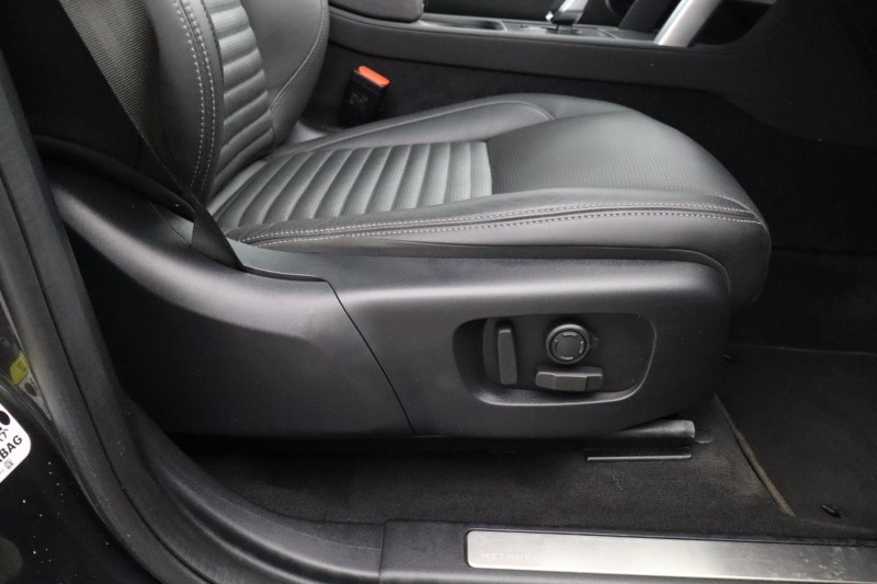 2026 (75) LAND ROVER DISCOVERY SPORT 1.5 P270e Metropolitan 5dr Auto [5 Seat] 5981498