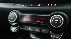 2022 (71) KIA STONIC 1.0T GDi 48V GT-Line 5dr 4671138